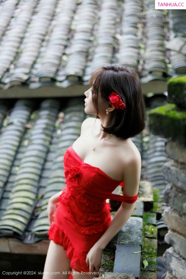 陈芝 芝芝Booty [XiuRen]高清写真图 2024.11.14 No.9449 徐莉芝Booty 黑丝美腿第39张图片